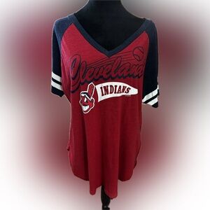 4Her by Carl Banks Cleveland Indians V-Neck Tee XL Red Navy NWT